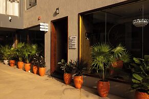 Elysium Suites & Apartments