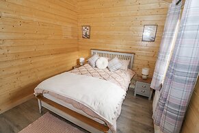 Glenview Log Cabin