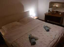 Mountain Flower Apartment