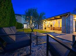 Villa Prestige Azinetti With Pool