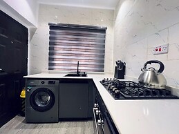 7even Suites
