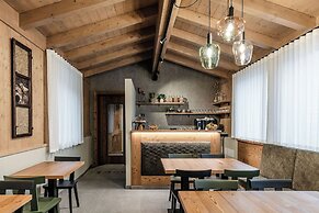 El Giof Alpine Home