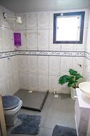 Casa com Wi-fi e Churrasqueira a 300m da Praia