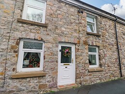 Tawe Cottage
