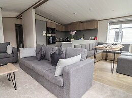 Cedar Lodge 2 Bedrooms