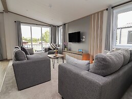 Cedar Lodge 2 Bedrooms