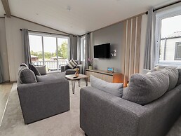 Cedar Lodge 3 Bedrooms