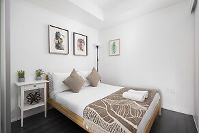 The Dundas Suites