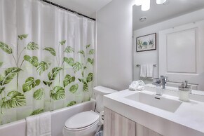 The Dundas Suites