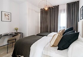 Dja- Modern 2 Bedroom Apartment Close to Beach