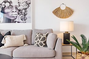 Dja- Modern 2 Bedroom Apartment Close to Beach