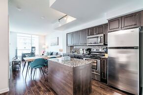 Neptune Fort York Suites