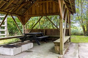 House With Large Garden, Campfire hut