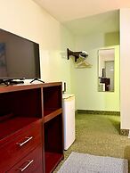Rocky Mountain Lodge & Suites