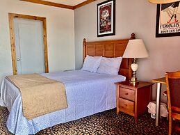 Rocky Mountain Lodge & Suites