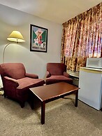 Rocky Mountain Lodge & Suites