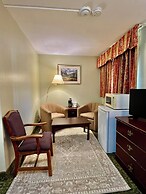 Rocky Mountain Lodge & Suites