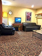 Rocky Mountain Lodge & Suites