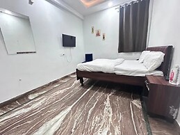 Fabhotel Uday