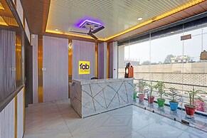 Fabhotel Dwarika Inn
