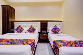 Fabhotel Majestic Crest