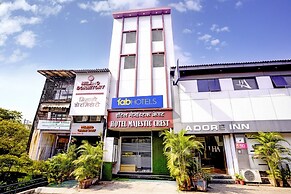 Fabhotel Majestic Crest