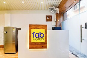 Fabhotel Adhiraj Inn
