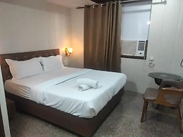 Fabhotel Moonlight Residency