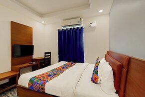 Fabhotel Ecr’S Royal Elite