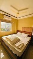 Fabhotel Aliza