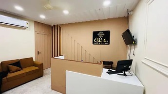 Fabhotel Aliza