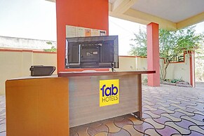 Fabhotel Comfort Hub