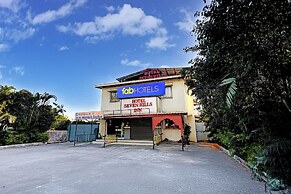 Fabhotel Seven Hills Inn