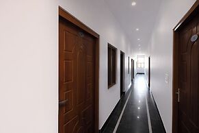 Fabhotel Royal Villa