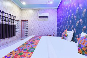 Fabhotel Royal Villa