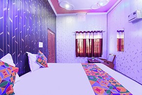 Fabhotel Royal Villa