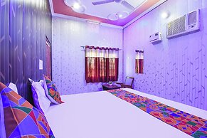 Fabhotel Royal Villa