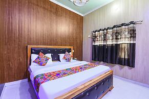 Fabhotel Royal Villa