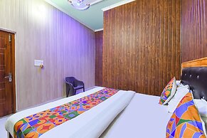 Fabhotel Royal Villa