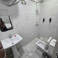 Fabhotel City Charm