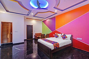 Fabhotel Day And Night Palace