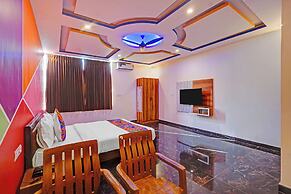 Fabhotel Day And Night Palace