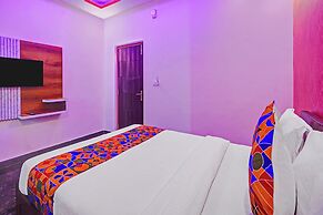 Fabhotel Day And Night Palace