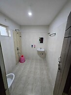 Fabhotel Silver Suites