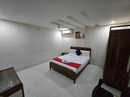 Fabhotel Silver Suites
