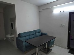 Fabhotel Silver Suites