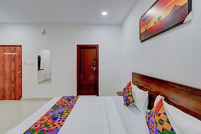 Fabhotel Yagna Grand