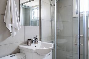 Dune - 1BR & Balcony in Mackenzie