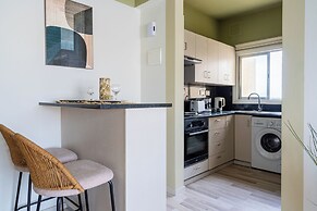 Dune - 1BR & Balcony in Mackenzie