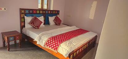 Royal Sand Desert Resort